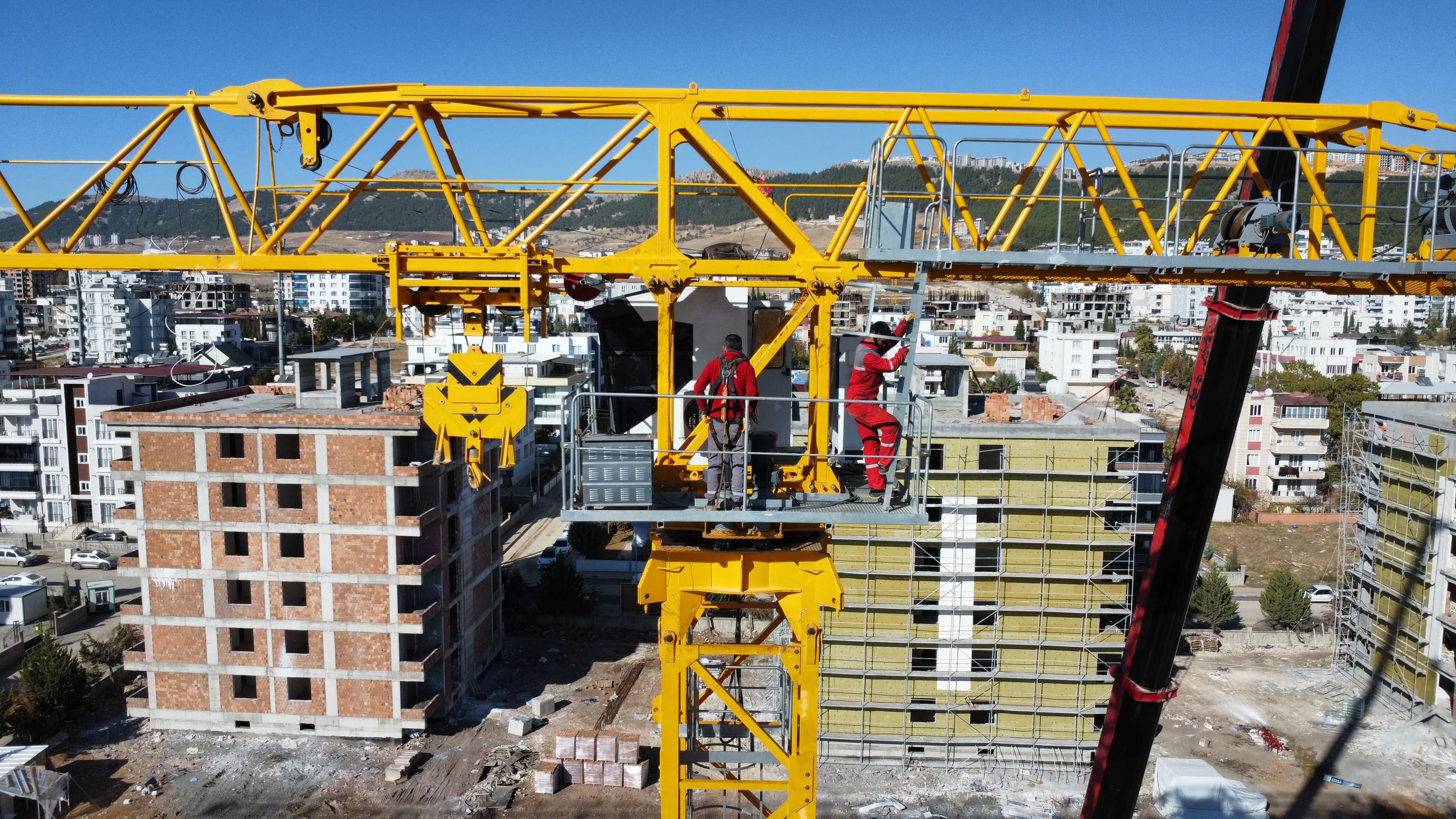 Modern projede Dahan kule vinç